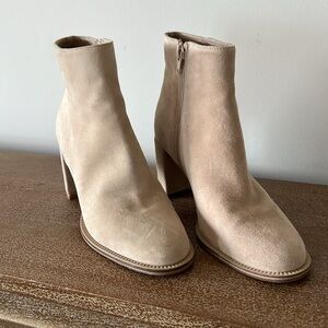 Steve Madden Jozie Bootie Sz 6